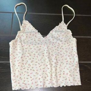 Brandy White Floral Tank 🤍🌸